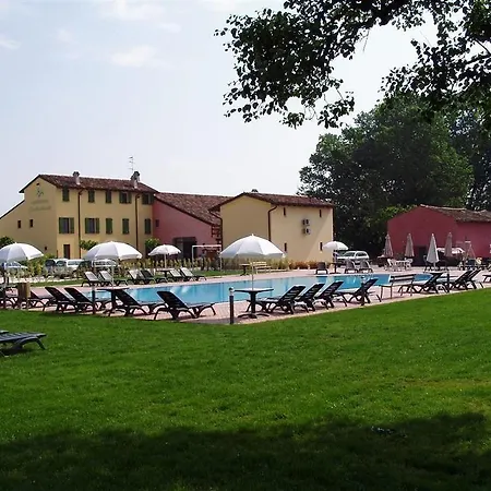 Hotel Agriturismo Cascina Boschi *
