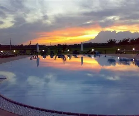 Agriturismo Cascina Boschi *